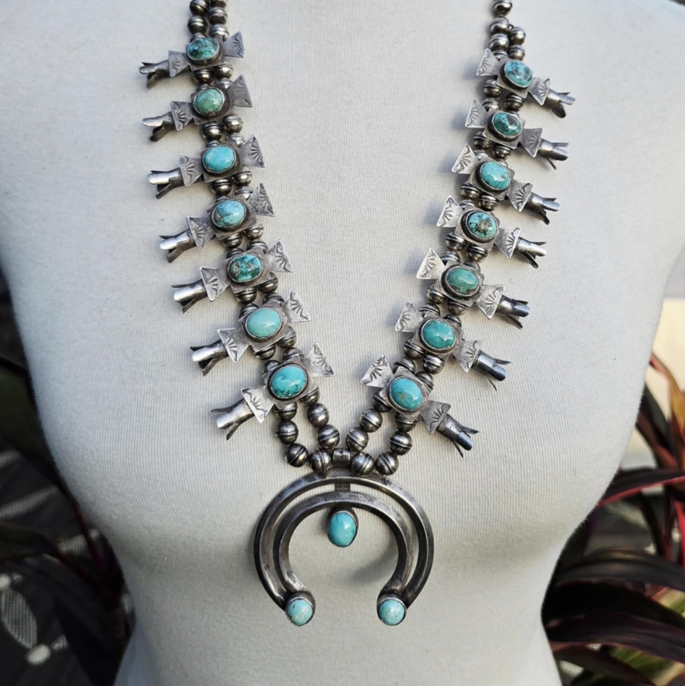 🔥 Vintage 1940s Navajo Squash Blossom Necklace – Rare Aspen Find 🔥 - Picture 3 of 3